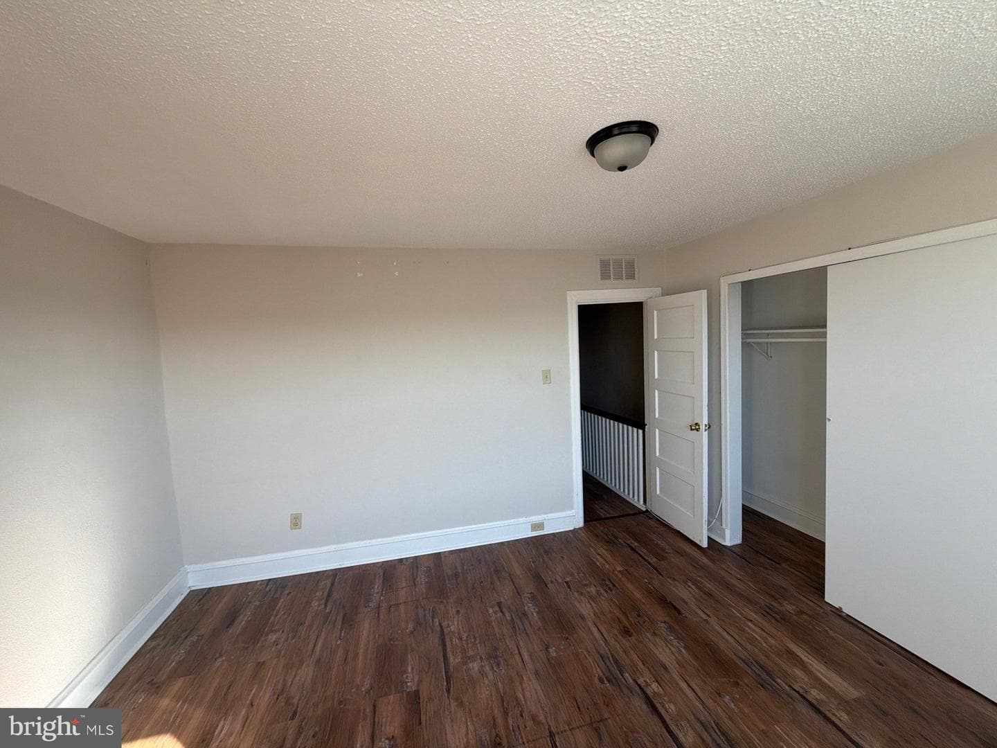 6735 Woolston Avenue photo 7