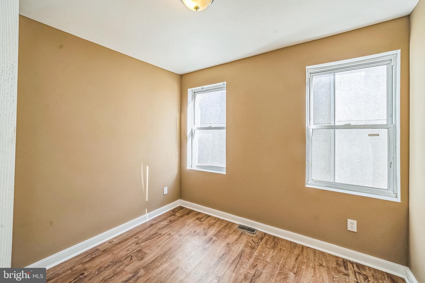 3817 Haverford Avenue photo 29