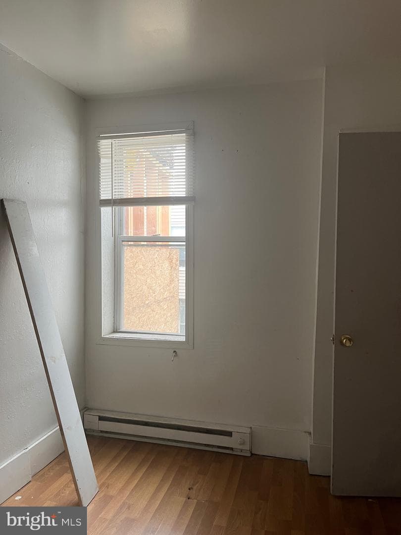 1539 W Tucker Street photo 8