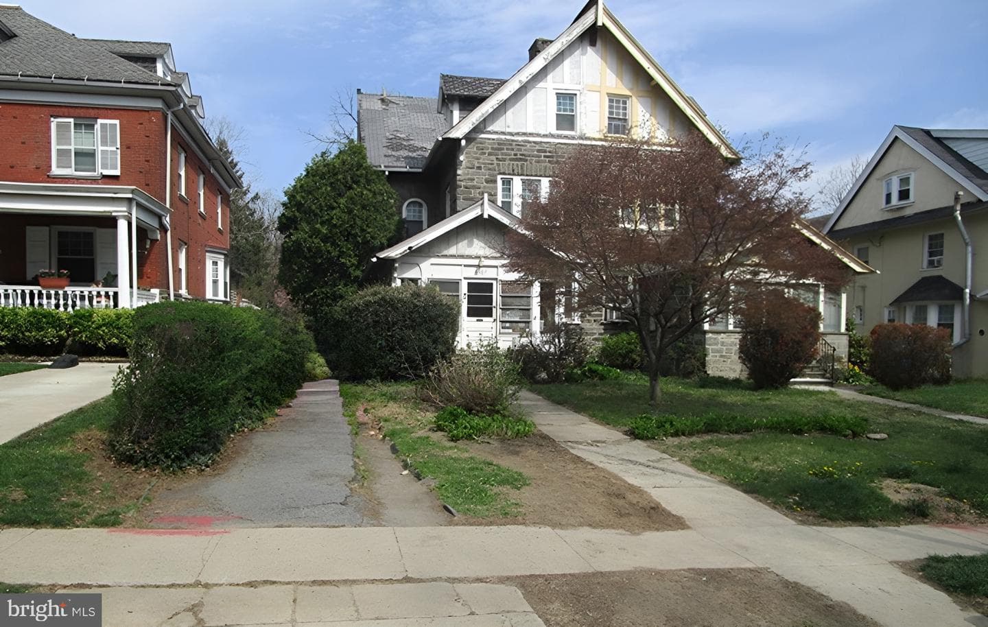 6307 Sherwood Road photo 2