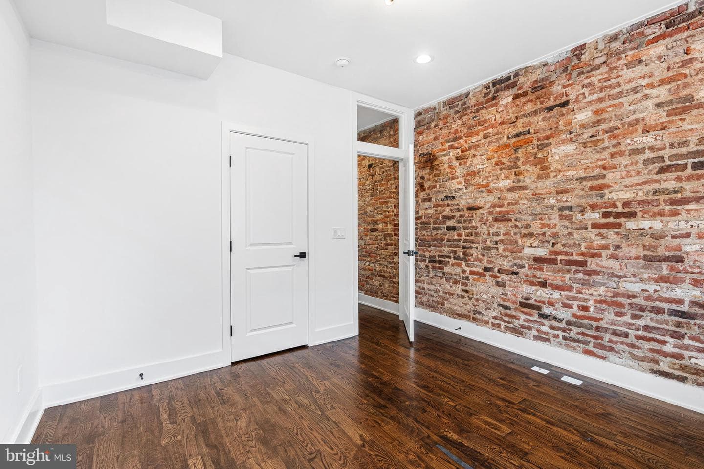 2125 S 9th Street photo 12