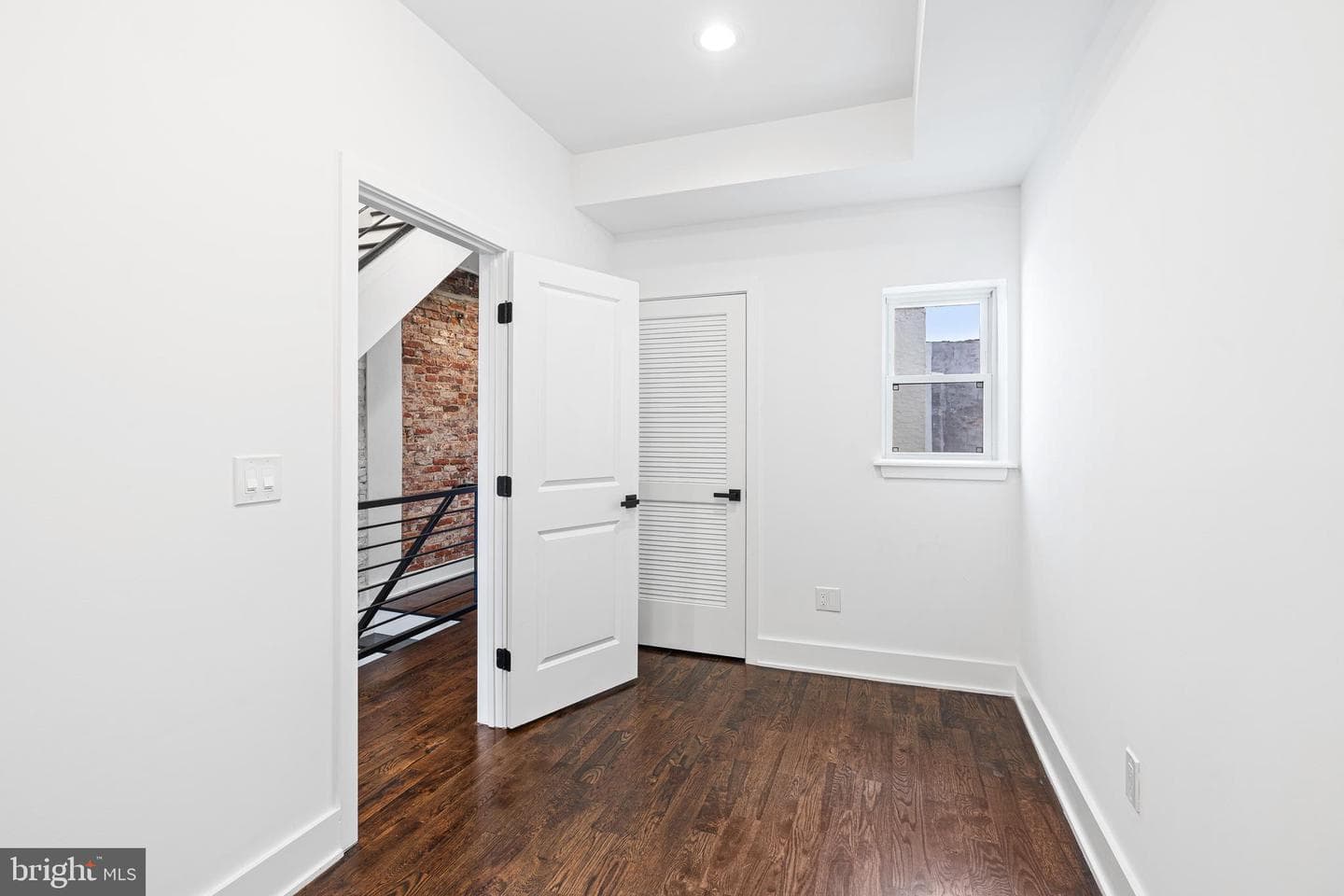 2125 S 9th Street photo 17