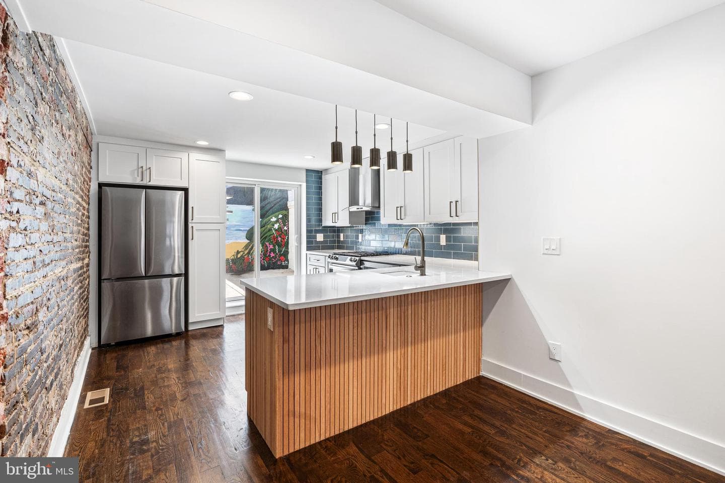 2125 S 9th Street photo 6