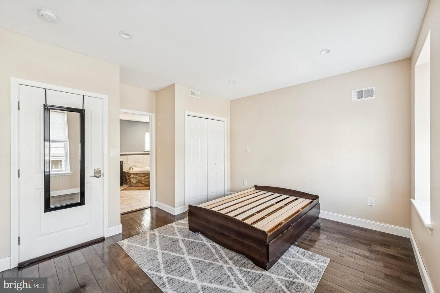 3730 Spring Garden Street photo 13