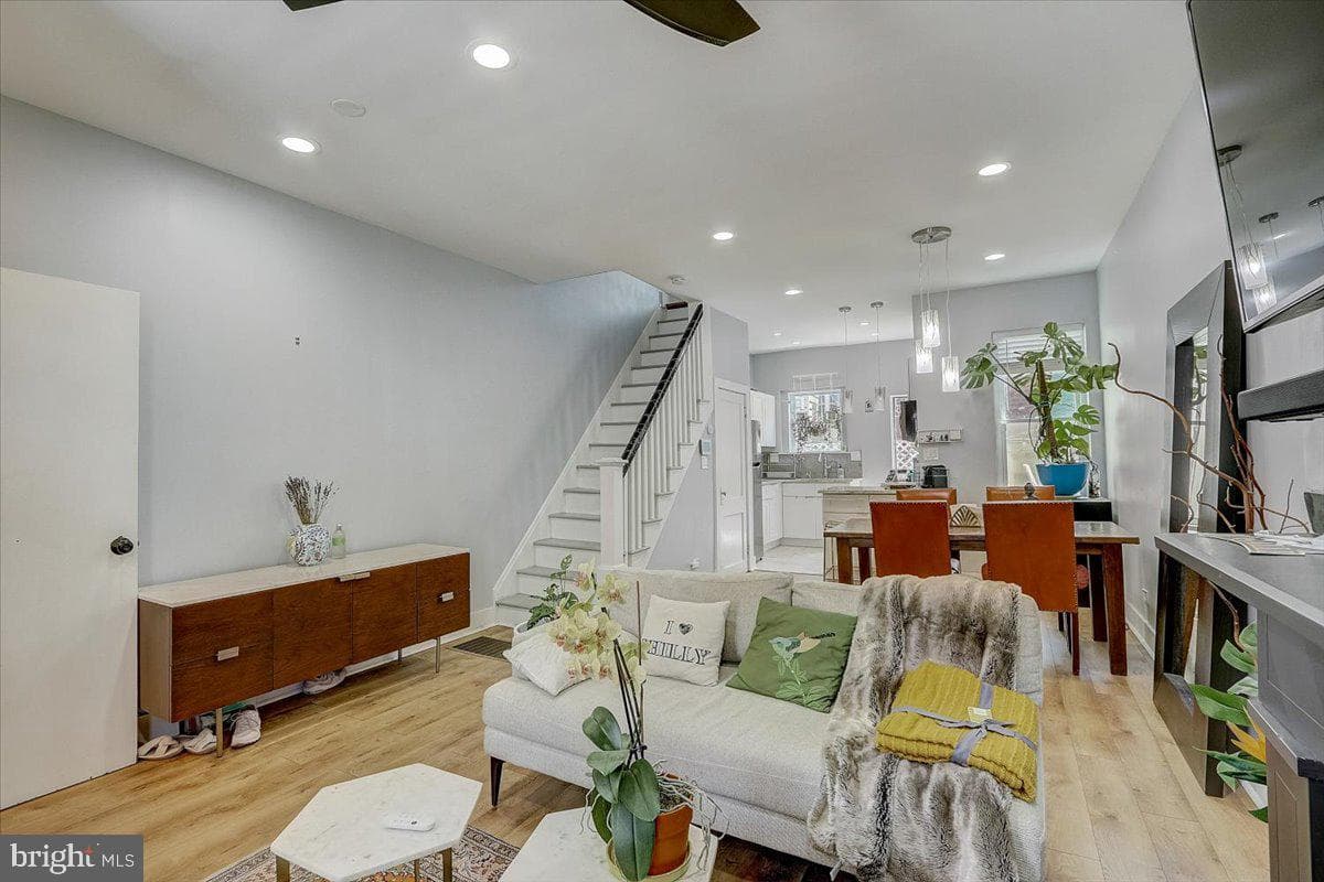 2223 N Gratz Street photo 6