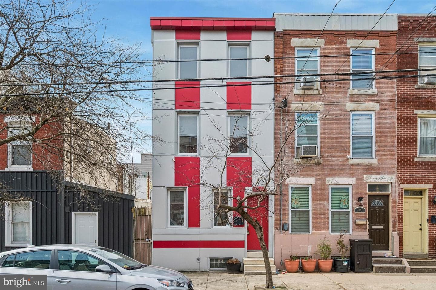 2042 E Huntingdon Street, Philadelphia