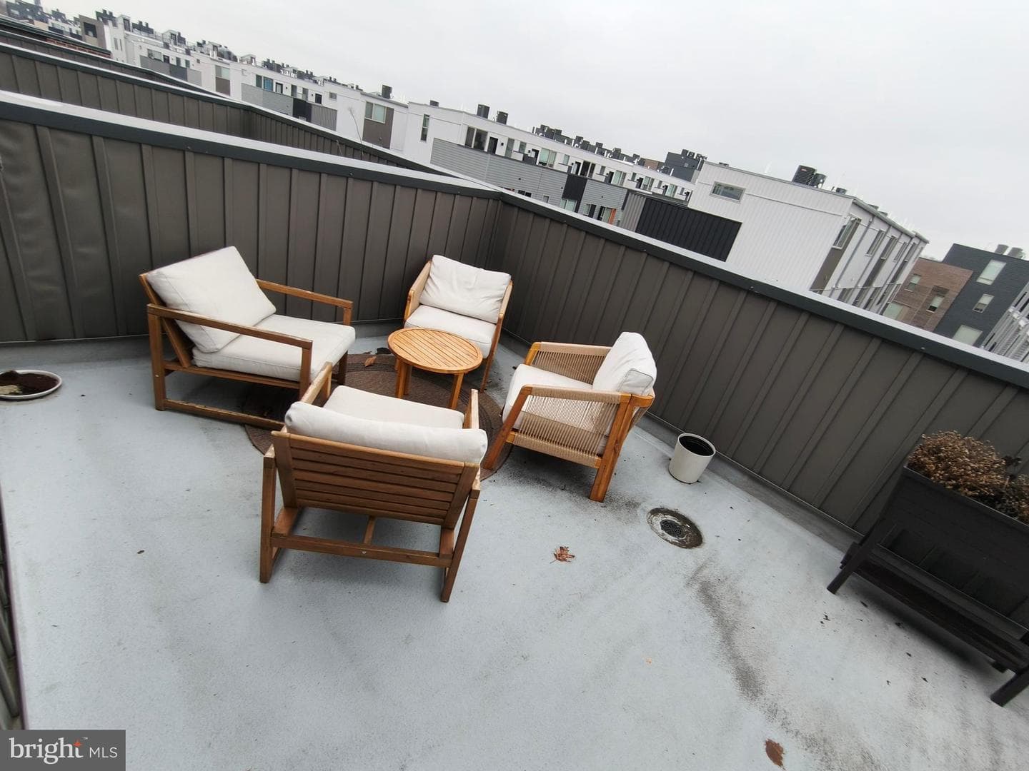 2004 Northbank Place photo 43