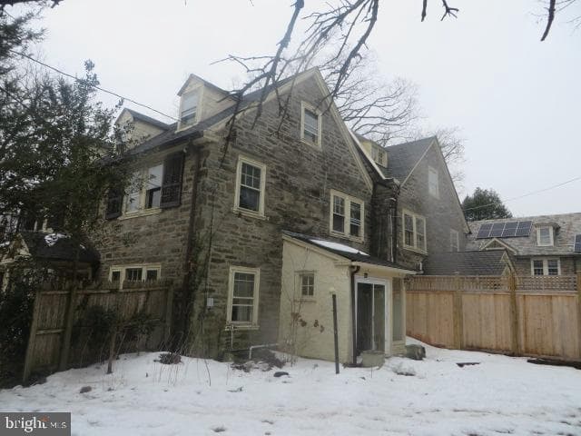 7101 Mccallum Street photo 3