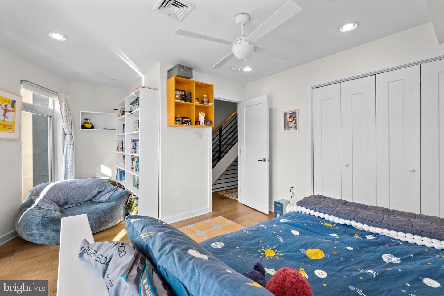 807 S 6th Street photo 35