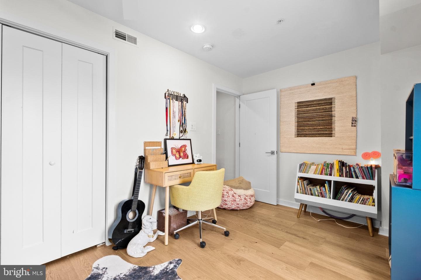 807 S 6th Street photo 38