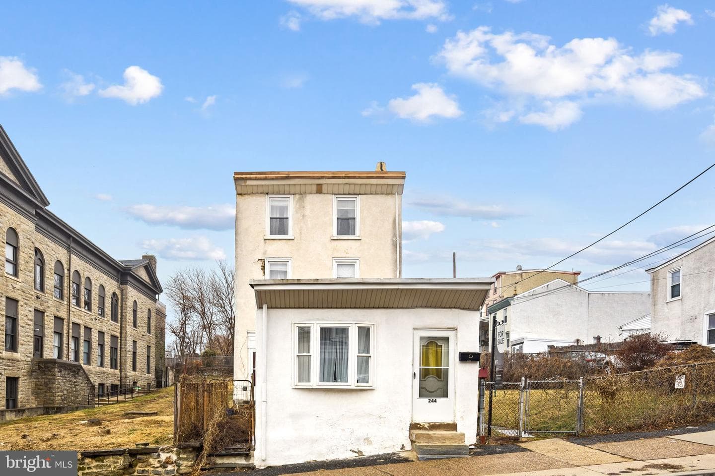 244 Hermitage Street photo 16