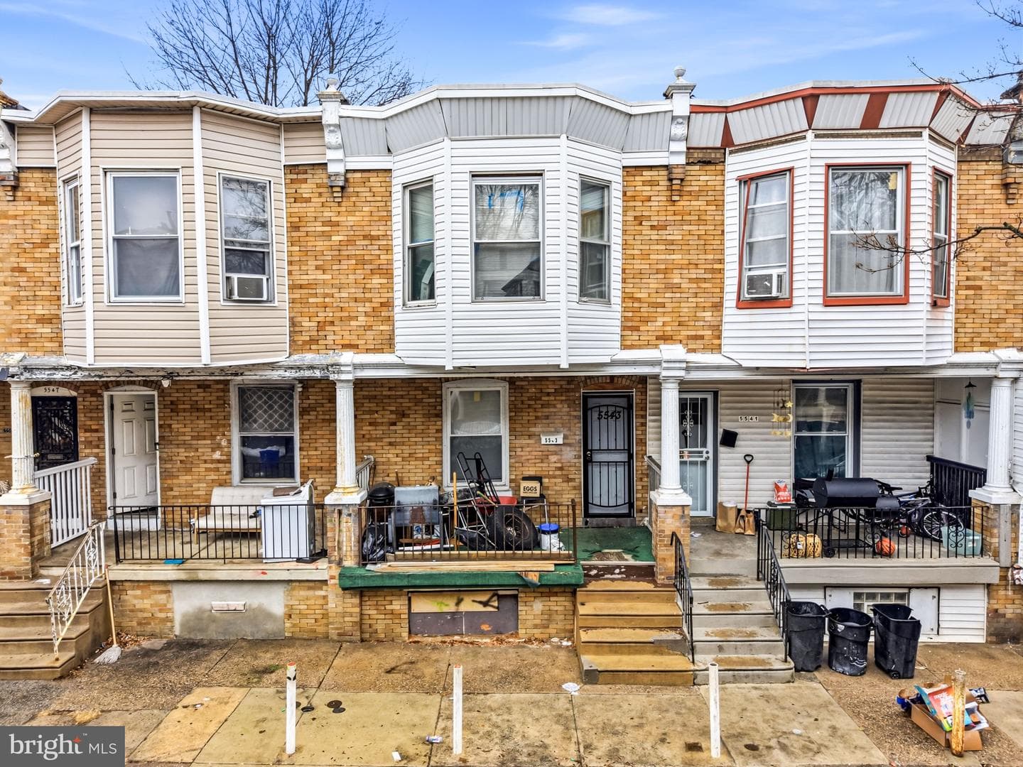 5543 Crowson Street photo 3
