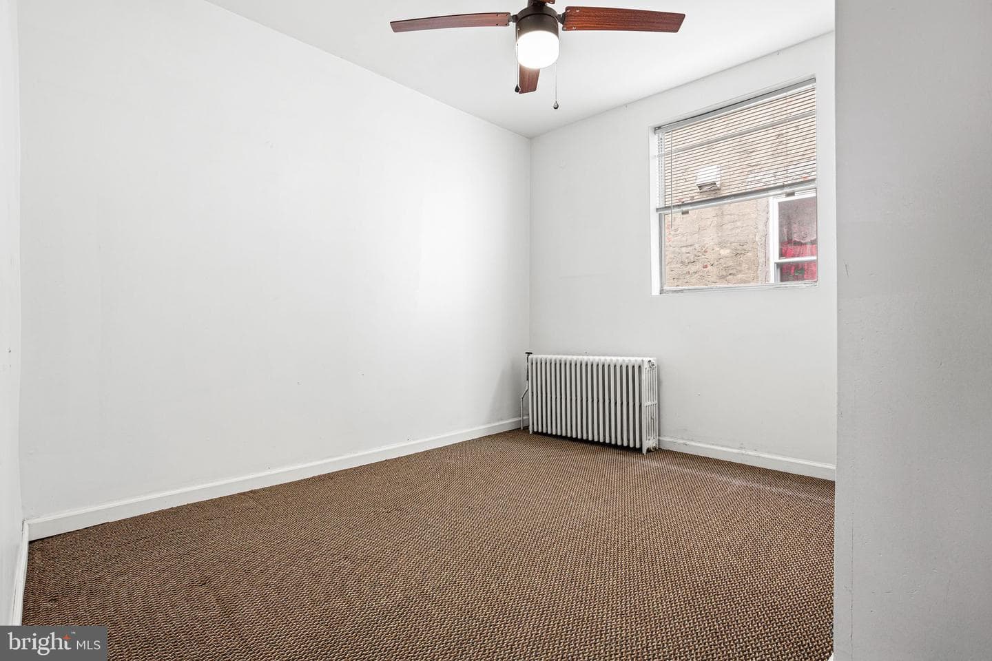634 Cross Street photo 10