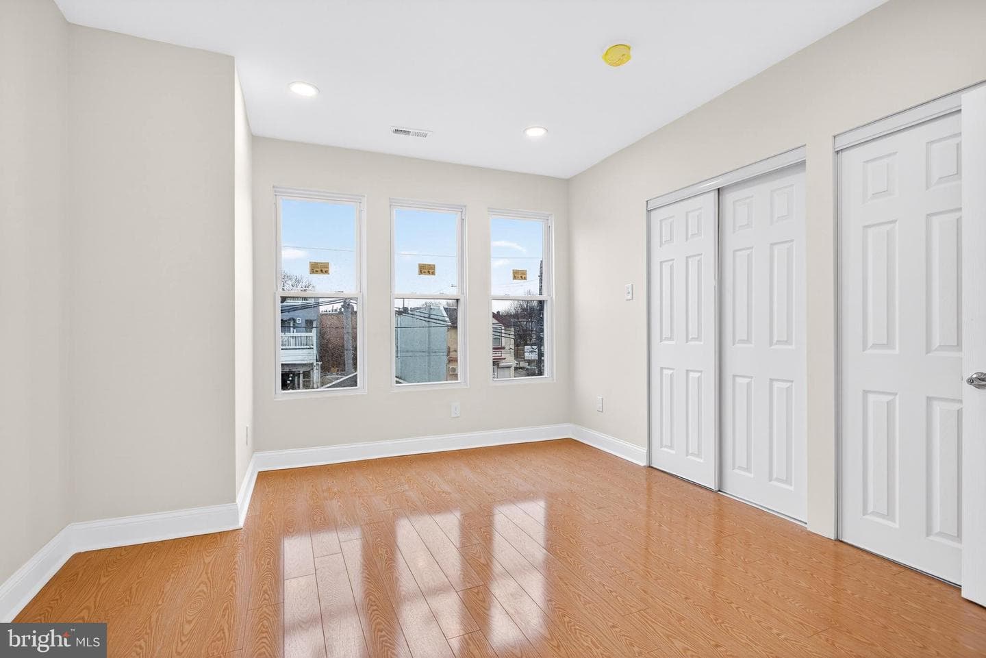 5965 Chester Avenue photo 27