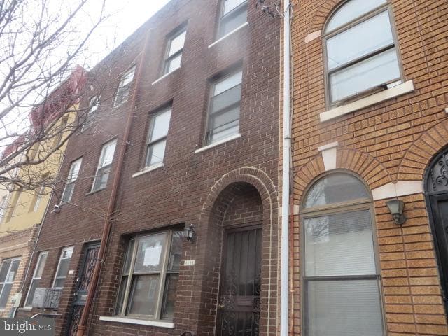 1144 S 8th Street photo 2