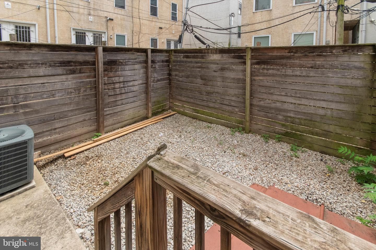 1702 Fontain Street photo 15