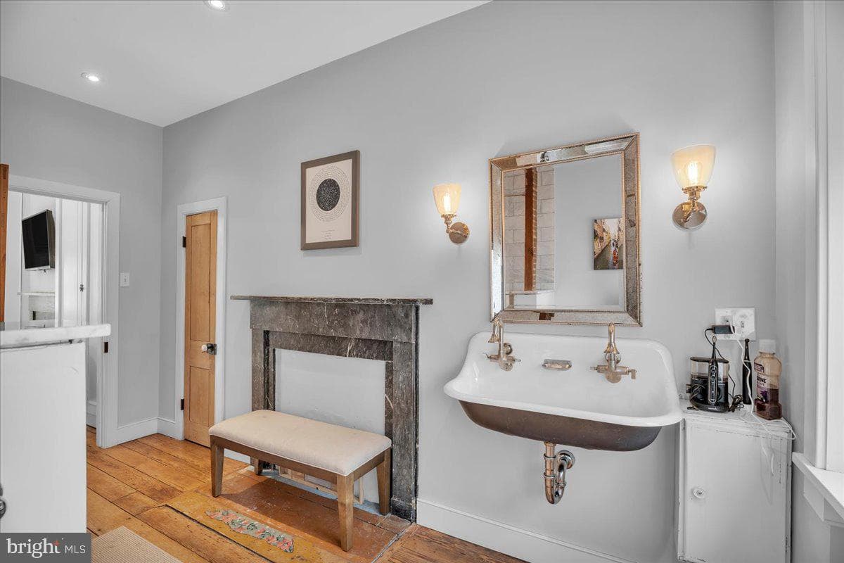 503 Fairmount Ave photo 18