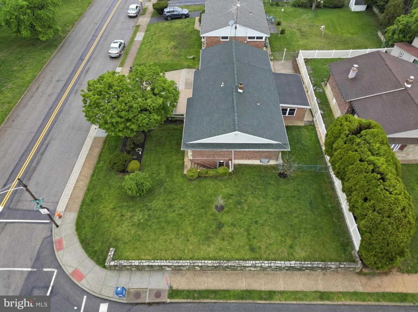 9701 Northeast Avenue photo 38