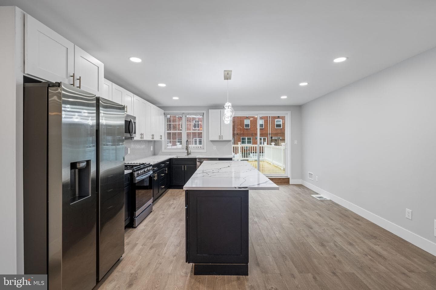 8546 Forrest Avenue photo 11