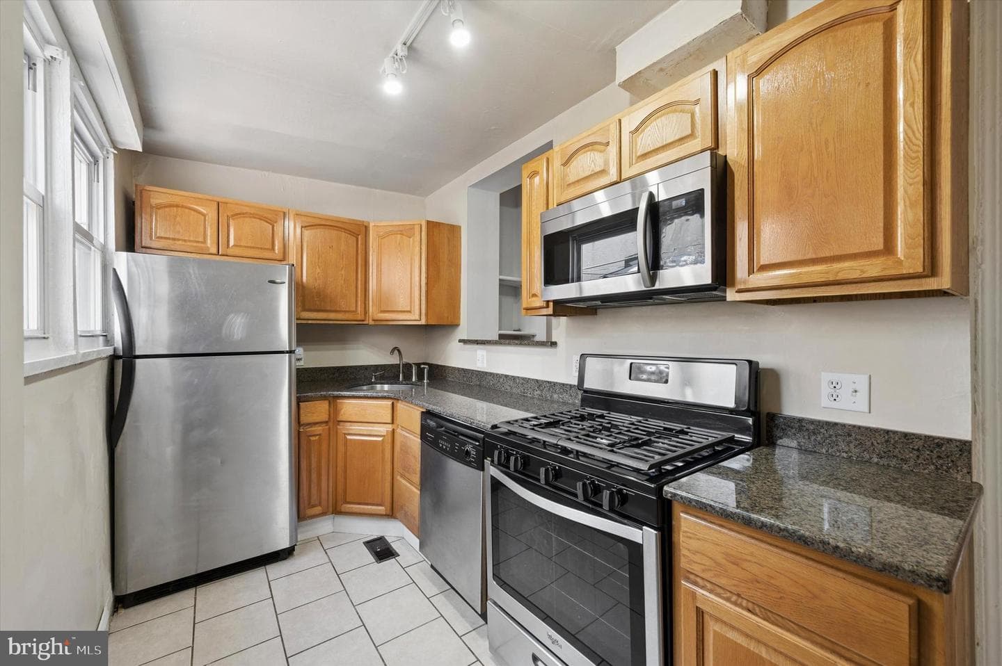 765 S Mole Street photo 14