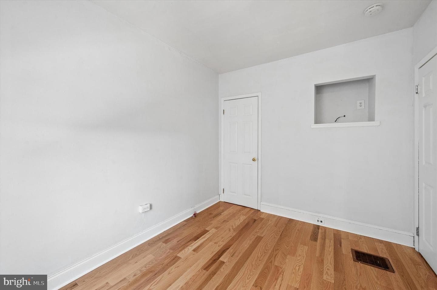 765 S Mole Street photo 27