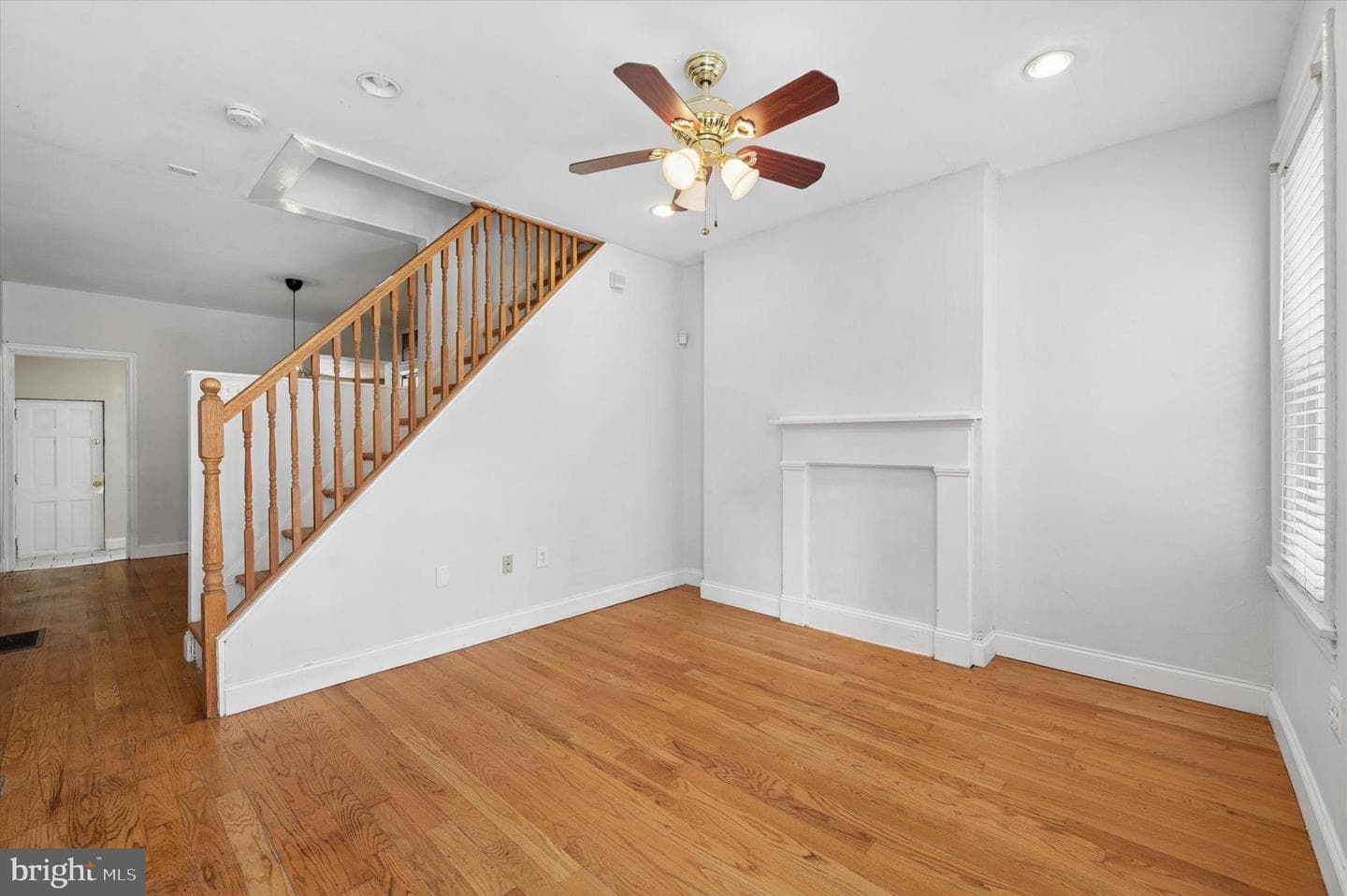 765 S Mole Street photo 4