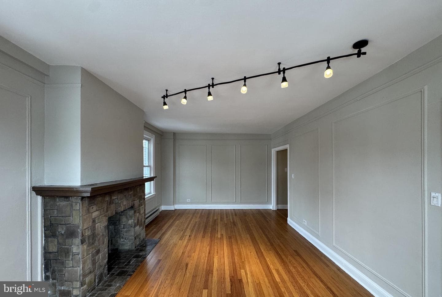 400 W Hortter Street #301 photo 16