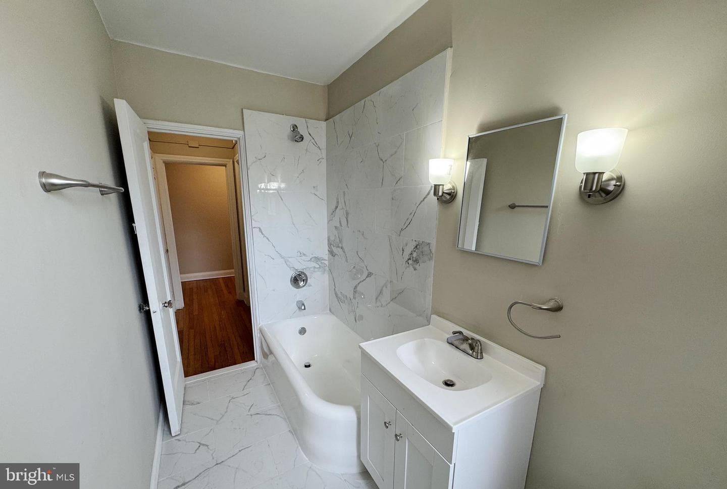 400 W Hortter Street #301 photo 26