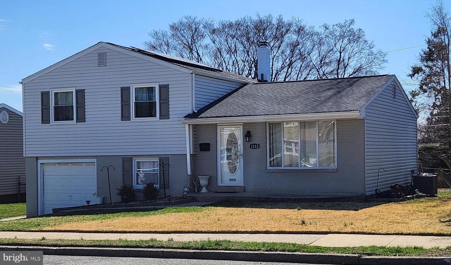 1112 Kent Lane, Philadelphia
