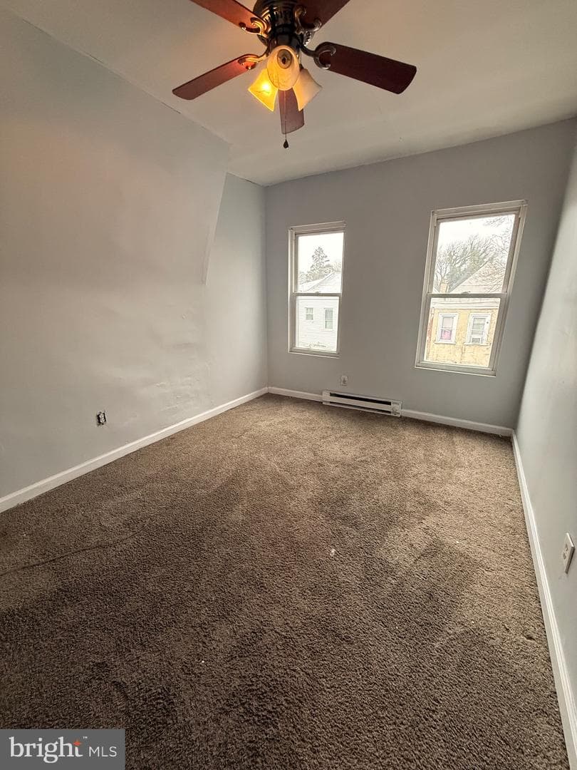 435 W Hansberry St photo 19
