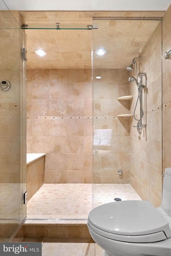 233 S 6th Street #2009 photo 33
