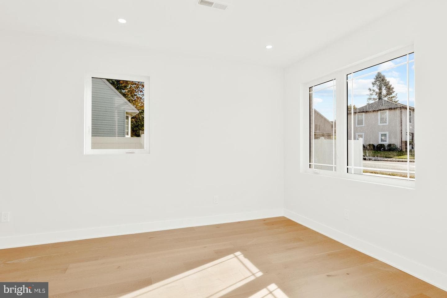 3215 Brookdale Road photo 14