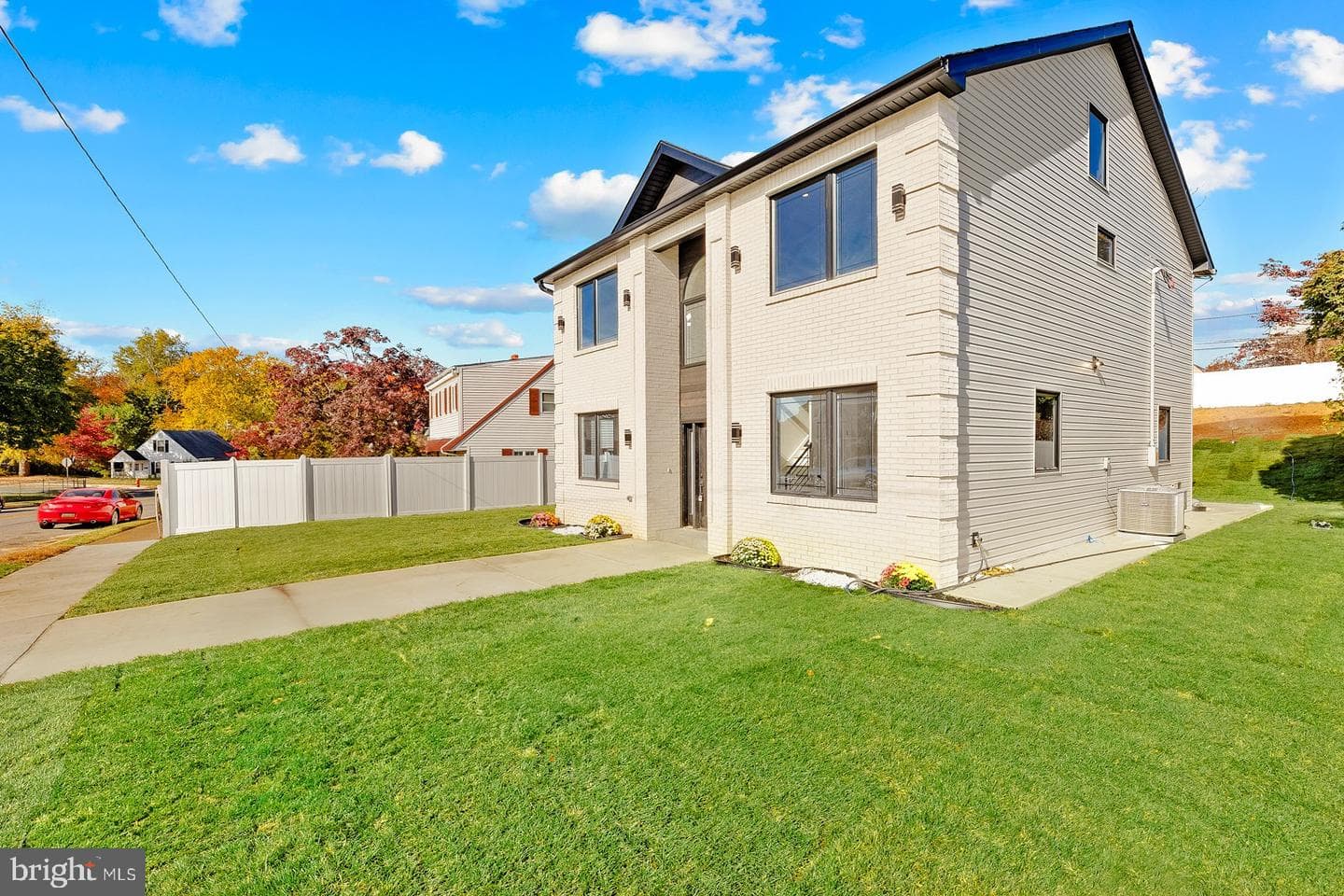 3215 Brookdale Road photo 3