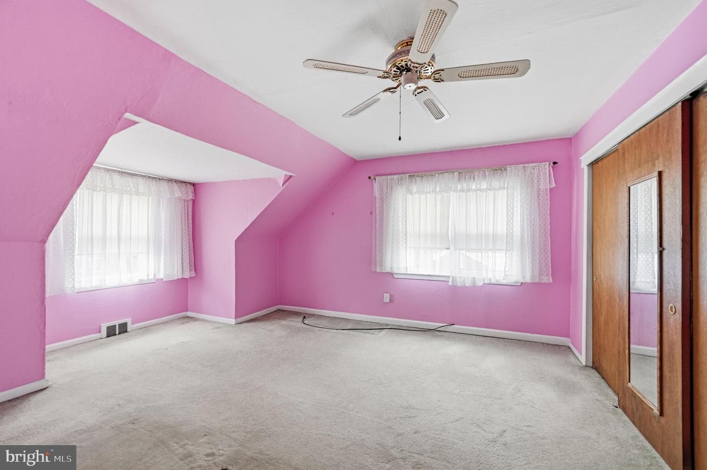 1445 Rhawn Street photo 23