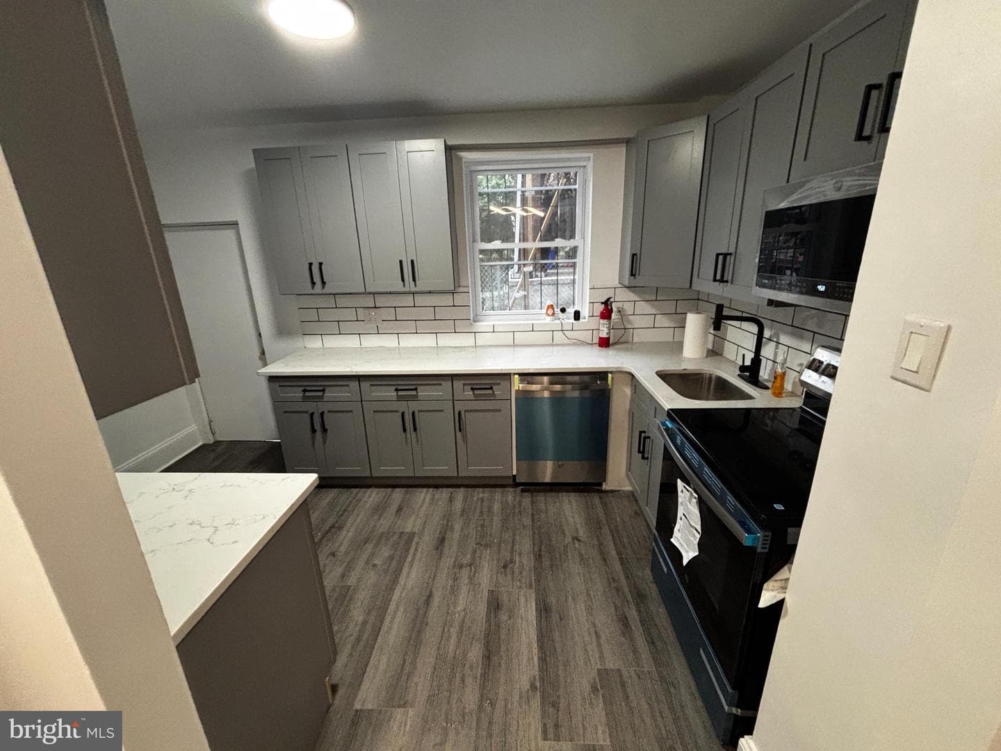 901 S 60th Street photo 4