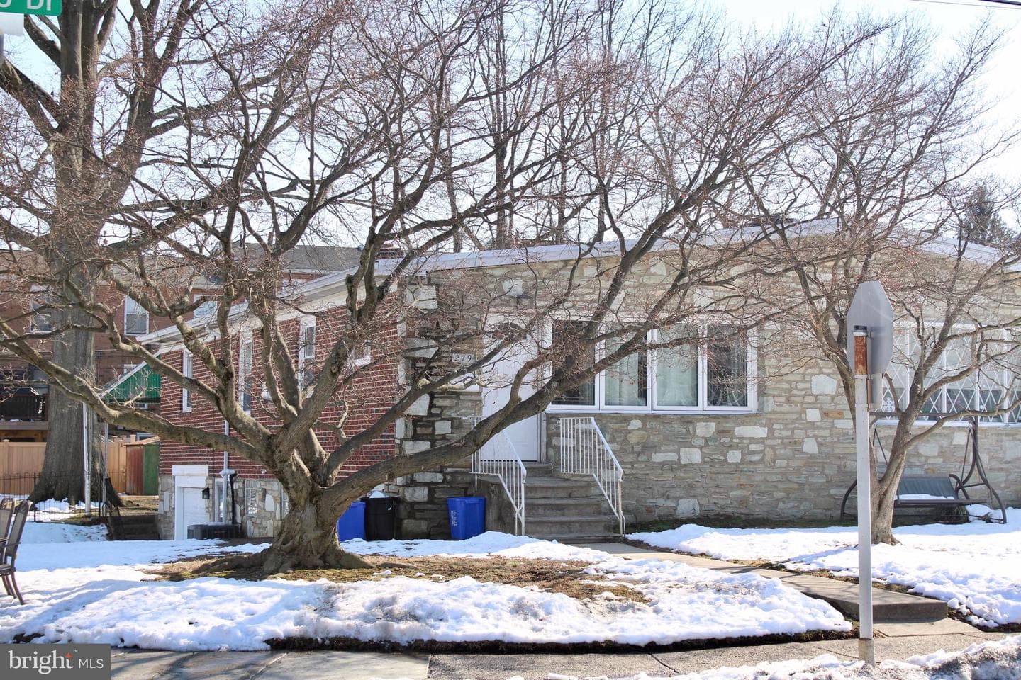 279 Dimarco Drive photo 2