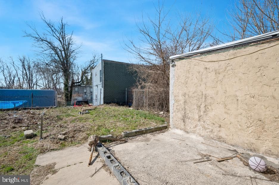 1348 Sellers Street photo 18