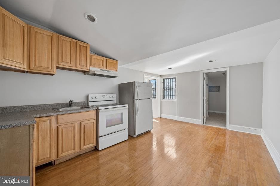 1348 Sellers Street photo 7