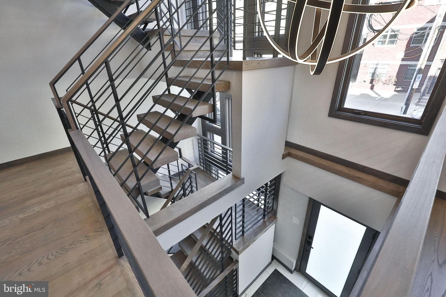1022 Christian Street photo 8