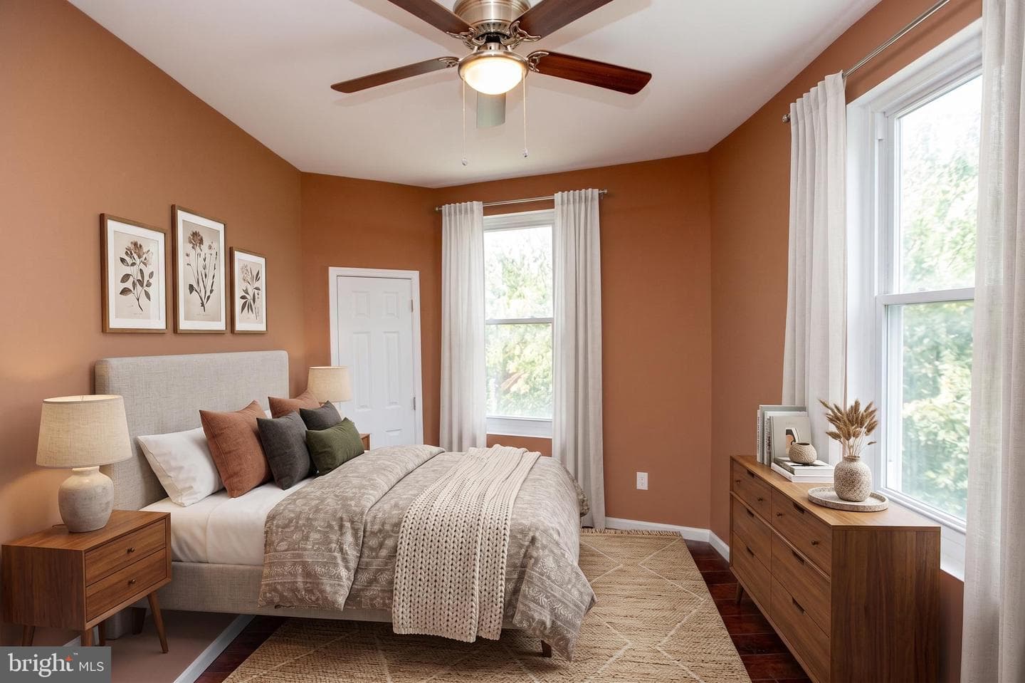 1747 N Wilton Street photo 6