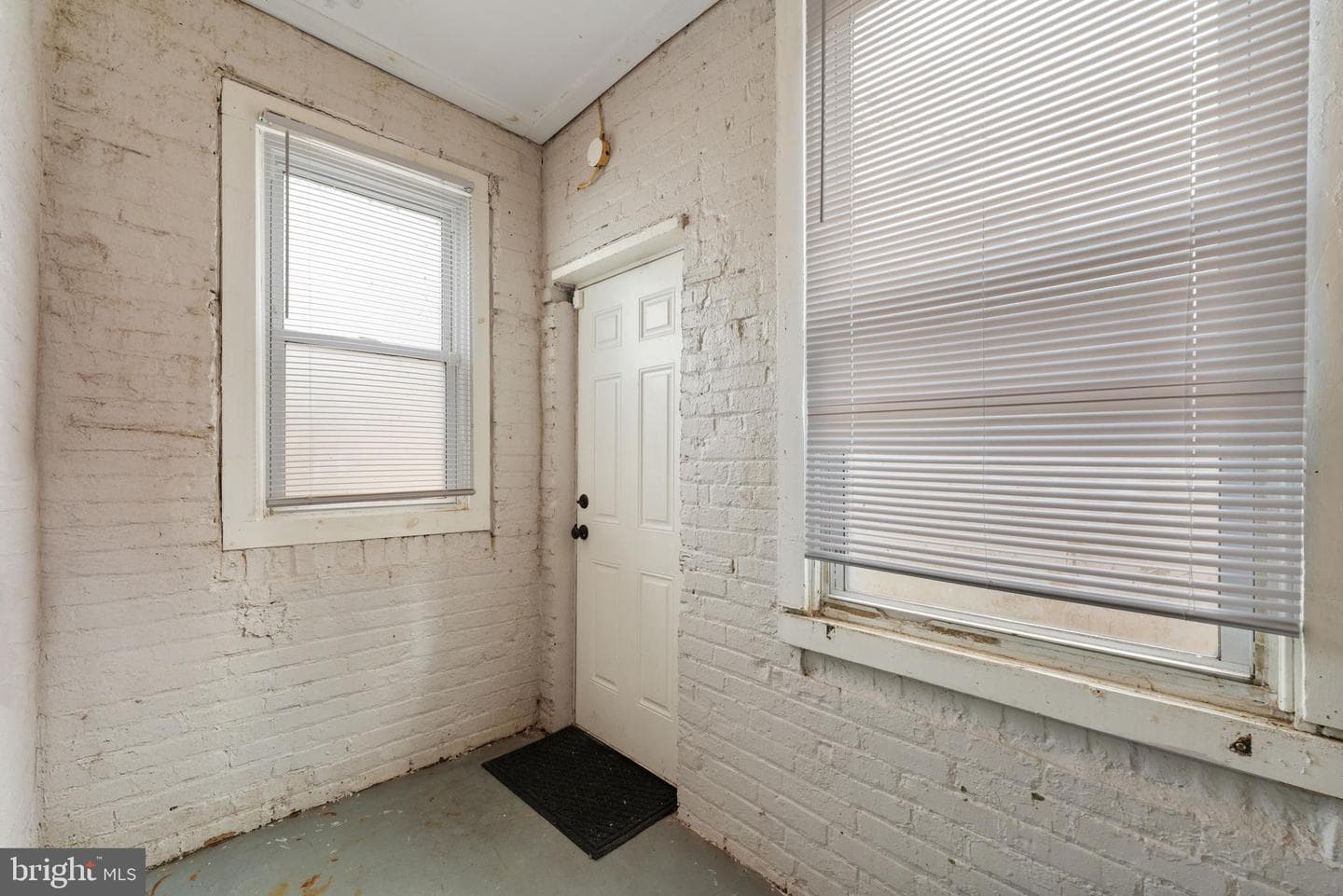 6084 Upland Street photo 14
