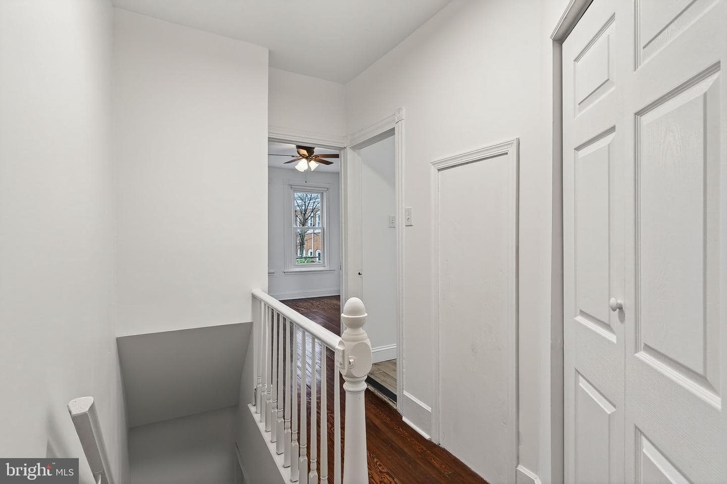 5110 Newhall Street photo 32