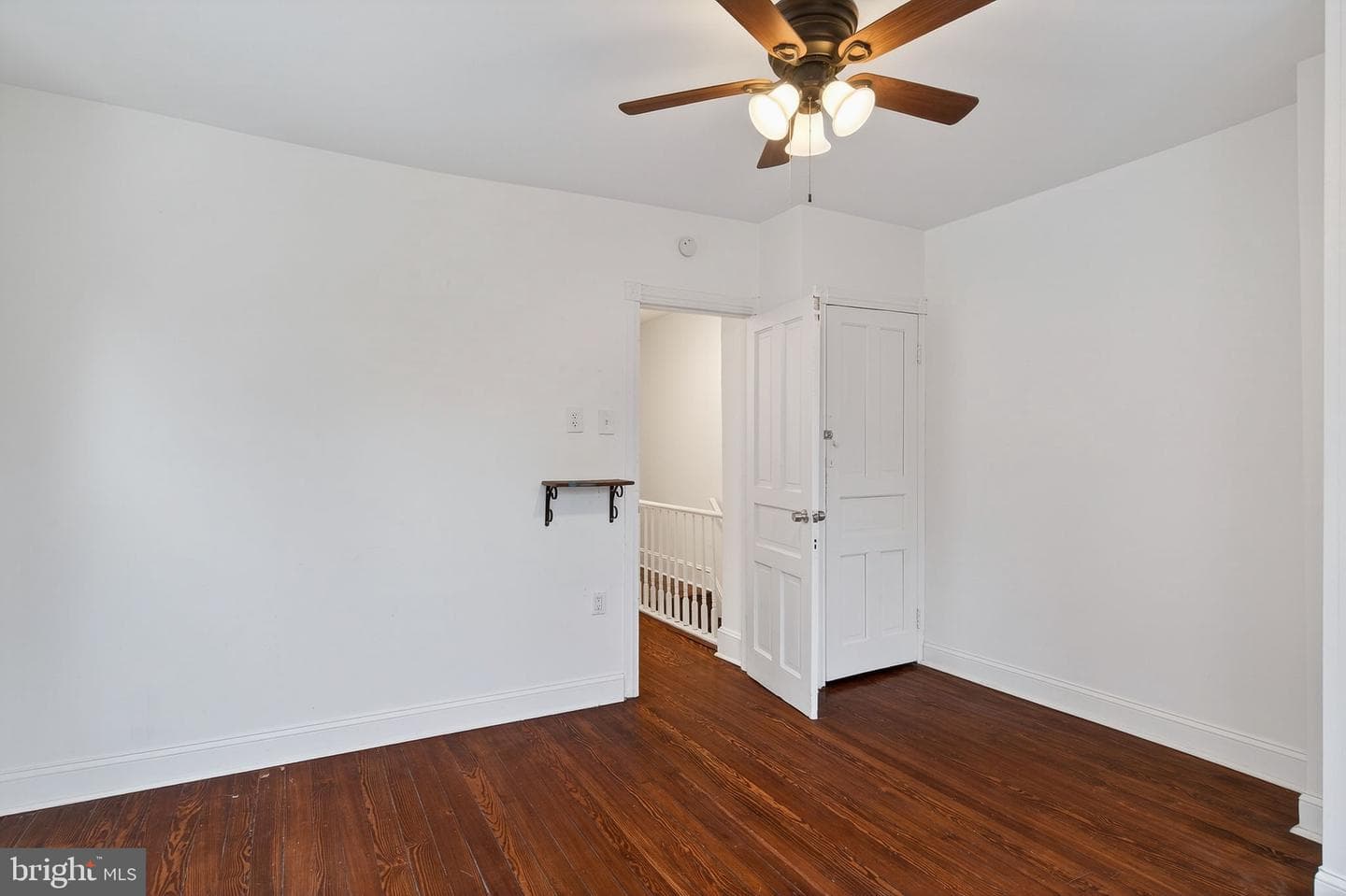5110 Newhall Street photo 33