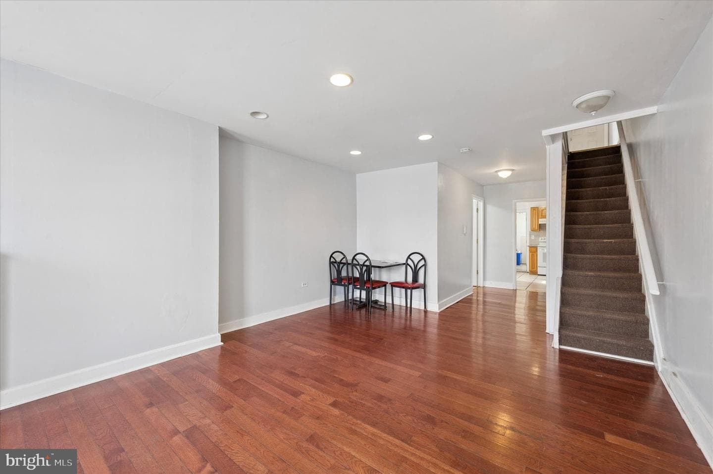2038 N Franklin Street photo 2