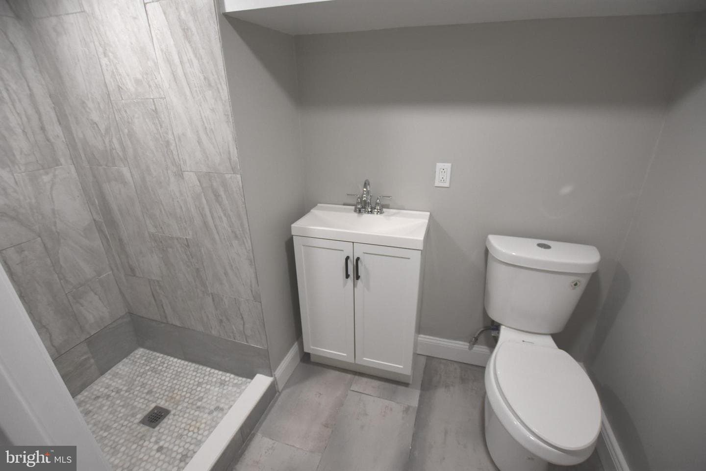 5747 Haddington Lane photo 28