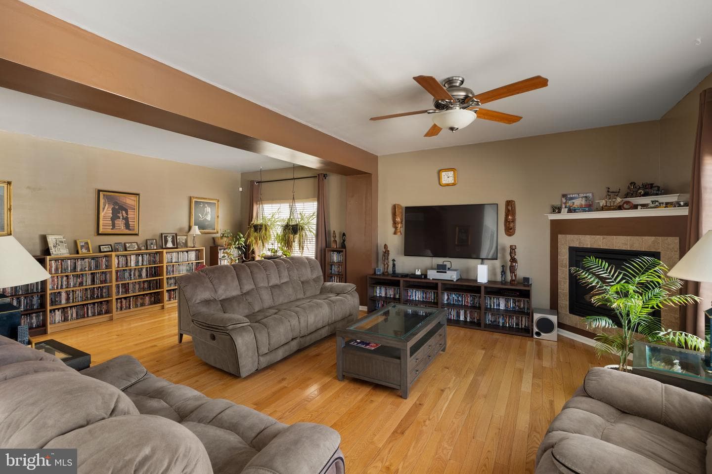 2719 Meyer Place photo 7