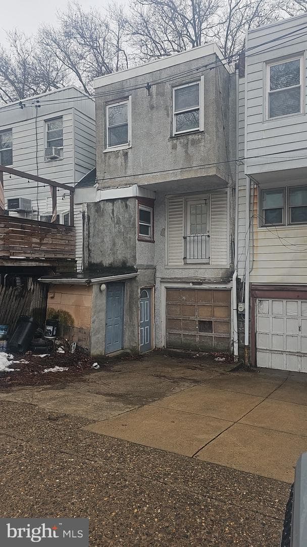 3435 Barclay Street photo 8