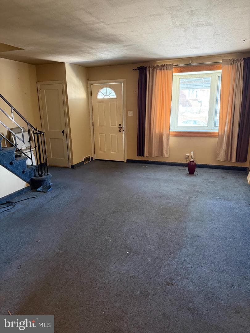 8045 Leon Street photo 3
