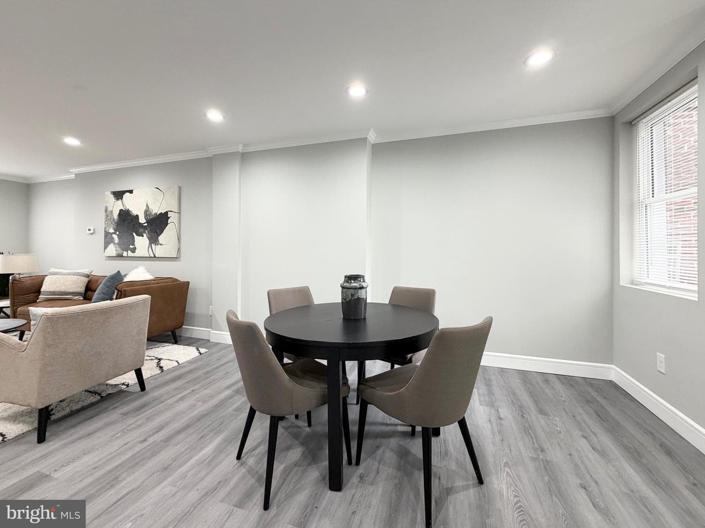 1813 Roselyn Street photo 17