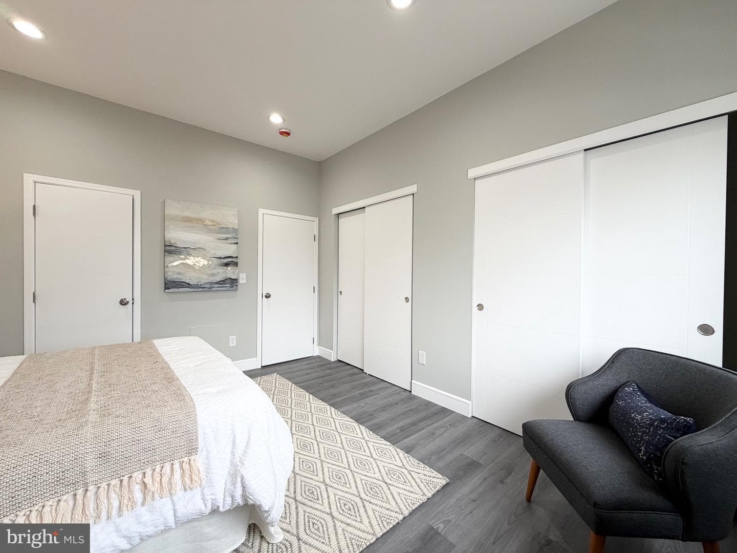 1813 Roselyn Street photo 51